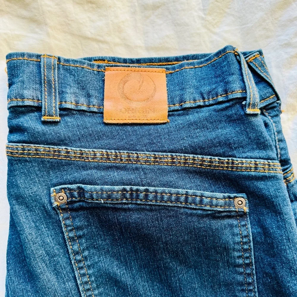Delta Flex Jeans (Origin USA) 36x32 - Straight Fit - MEDIUM WASH - Picture 1 of 6